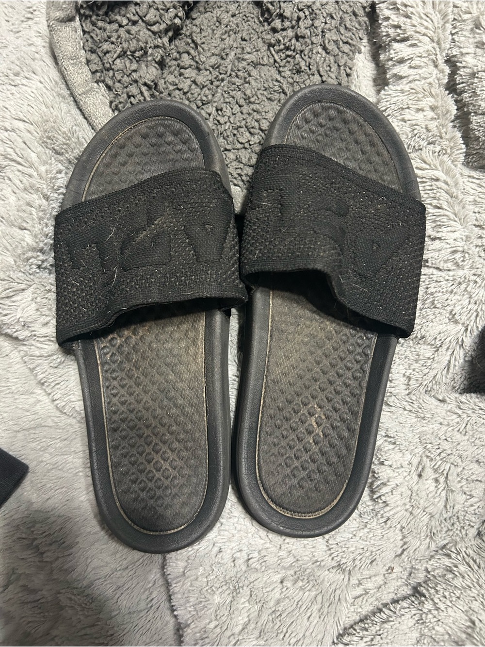 APL slides black size 10